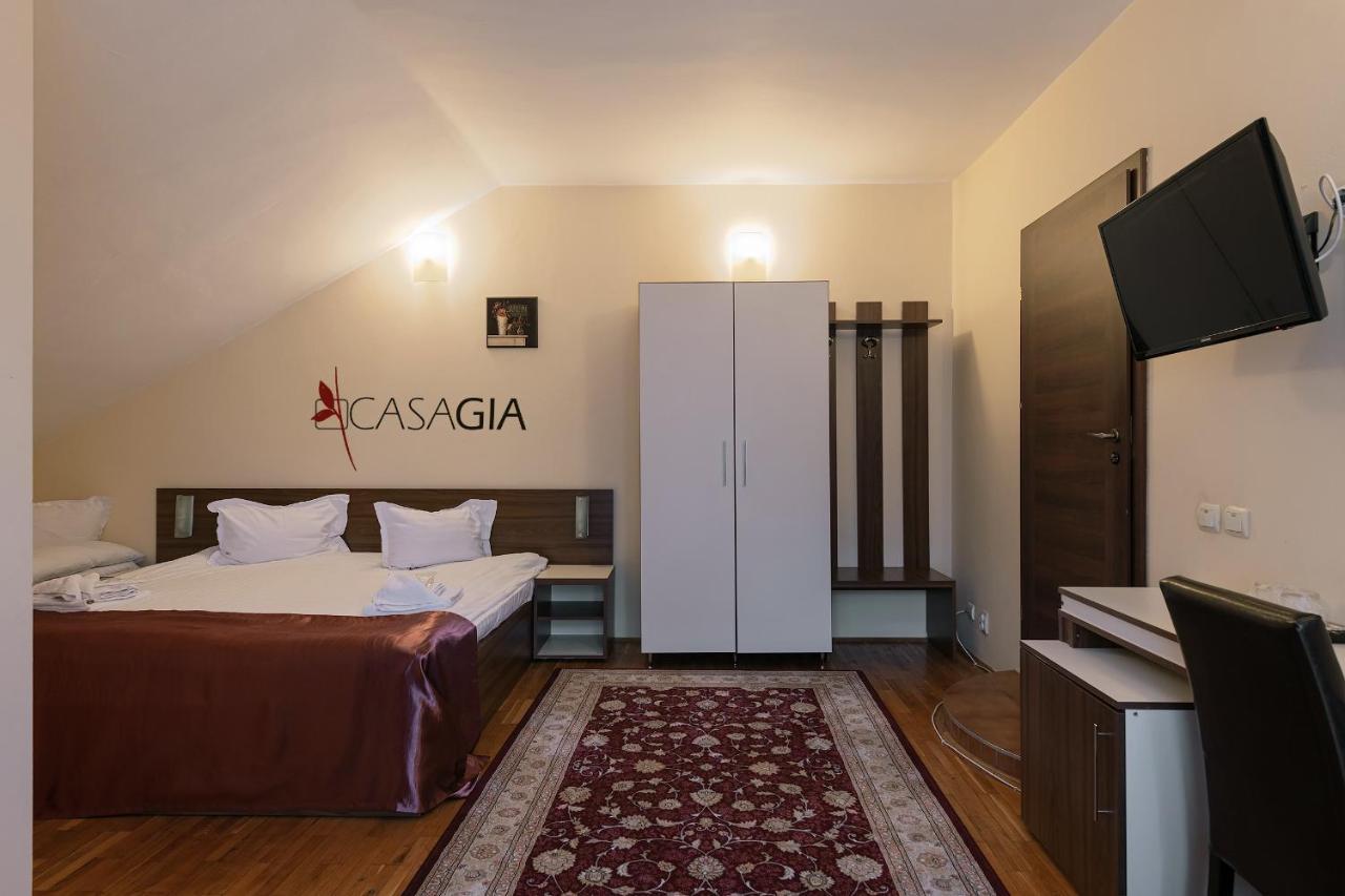 Pension Casa Gia Клуж-Напока Екстер'єр фото