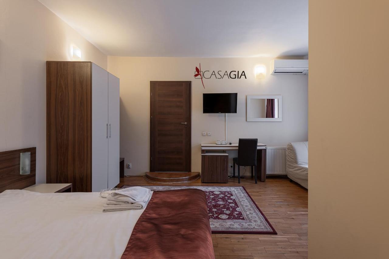 Pension Casa Gia Клуж-Напока Екстер'єр фото