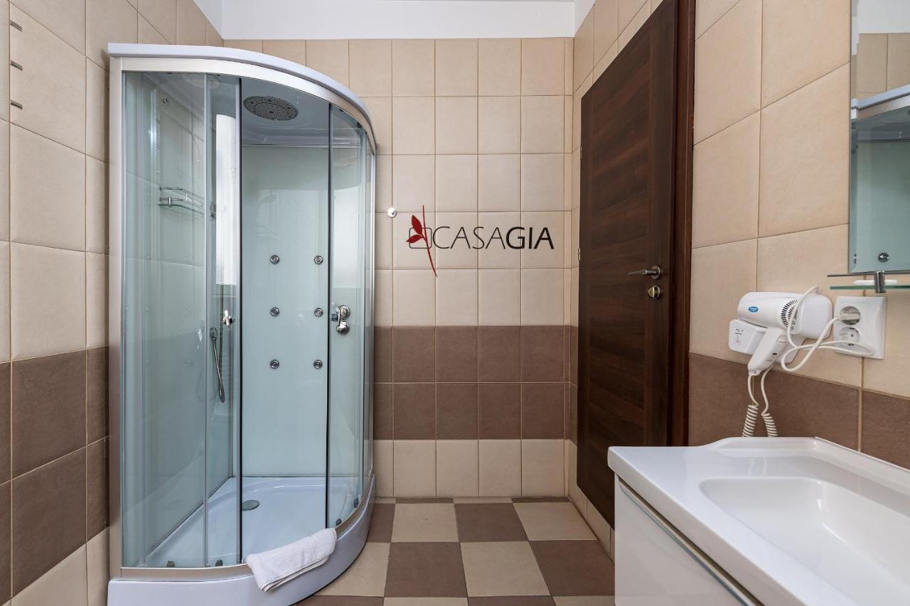 Pension Casa Gia Клуж-Напока Екстер'єр фото