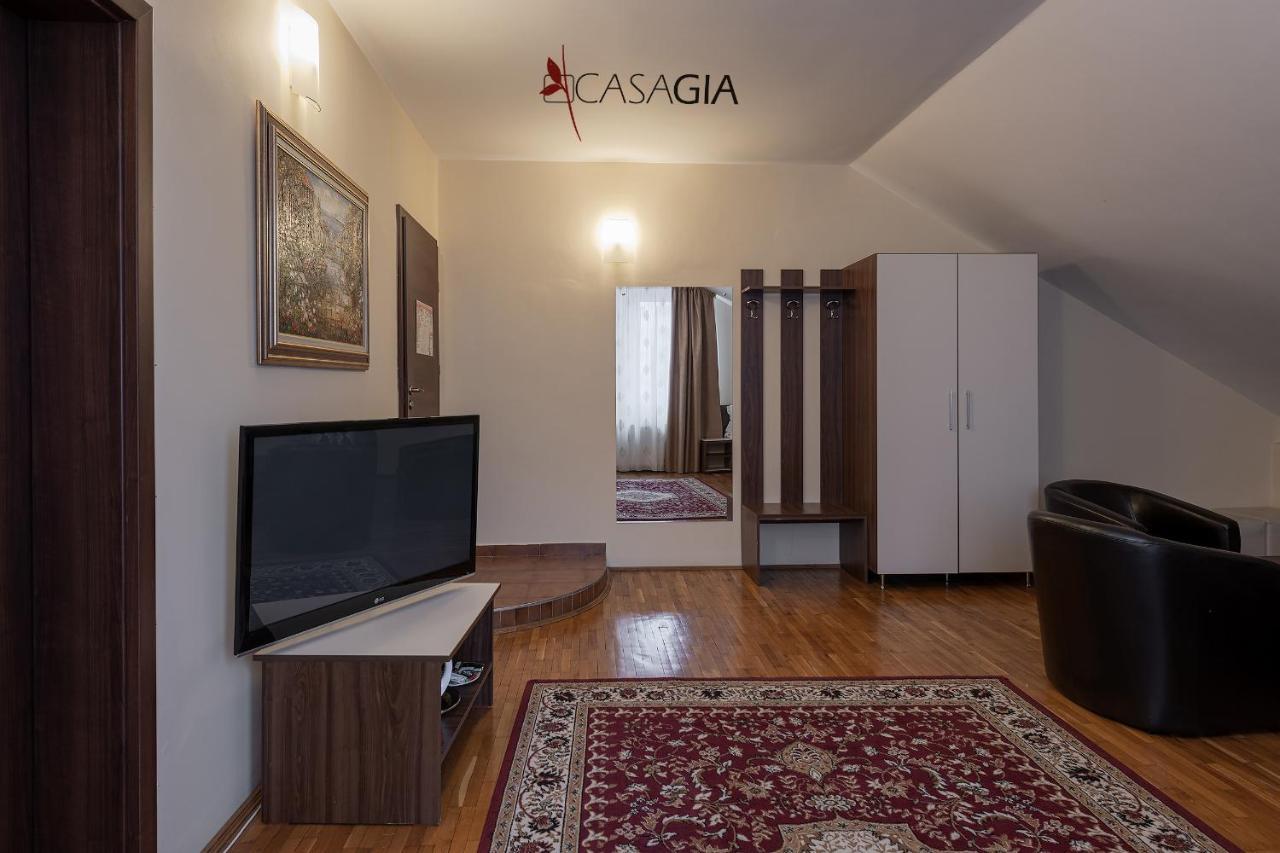 Pension Casa Gia Клуж-Напока Екстер'єр фото